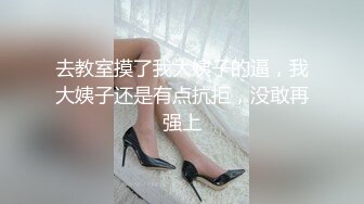 医院厕所偷拍漂亮妹子可爱的鲍鱼