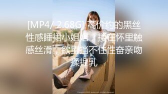 给18岁可爱少女来个深喉三通