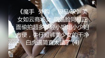 [2DF2]黑客破解家庭网络摄像头精选眼镜哥和媳妇在客厅自拍不是想发朋友圈吧_evMerge [MP4/98MB][BT种子]