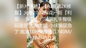 蓝色齐逼短裙女神本人比照片还漂亮 意不意外 惊不惊喜？