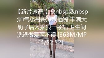 颜值高身材好的御姐少妇全程露脸极大秀，奶子很挺屁股很翘，掰开骚穴给狼友看特写，自慰阴蒂，淫语互动狼友