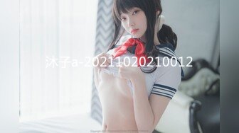 [MP4/ 1.16G] 19牛仔短裤贫乳新人美女和炮友两场啪啪，特写深喉口交掰穴舔逼，干起来特别爽拨开裤子插入